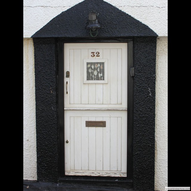 White<br/>Door 2